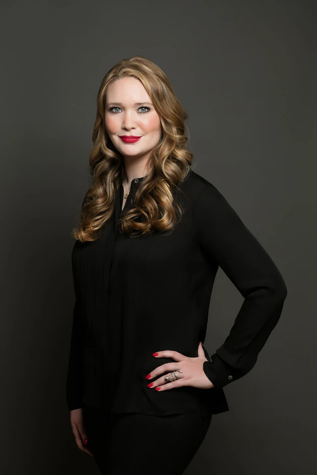 Sarah j. maas